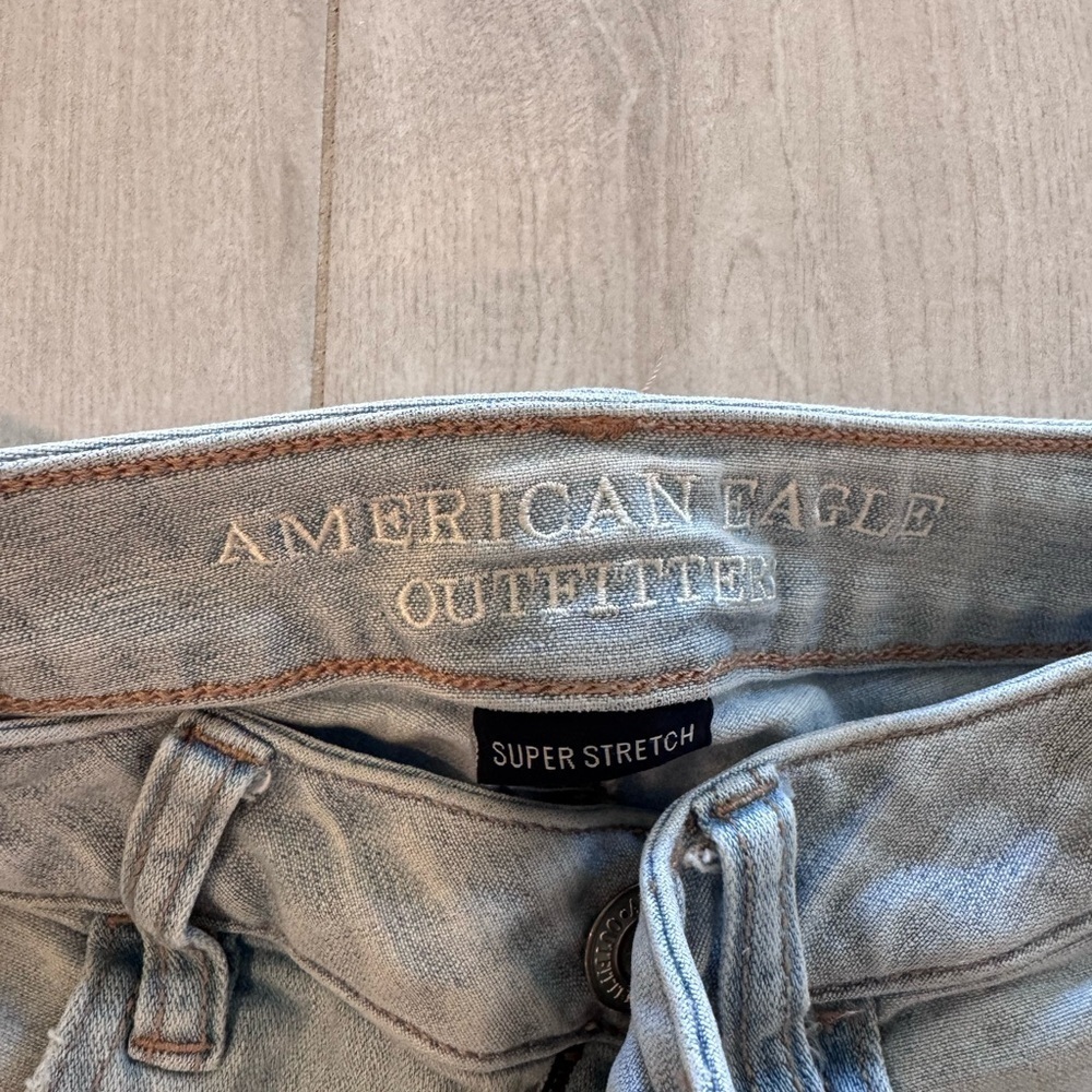 American Eagle - Jegging Crop, size 4 Stylish Light Blue Women's Jeans - Picture 3 of 10